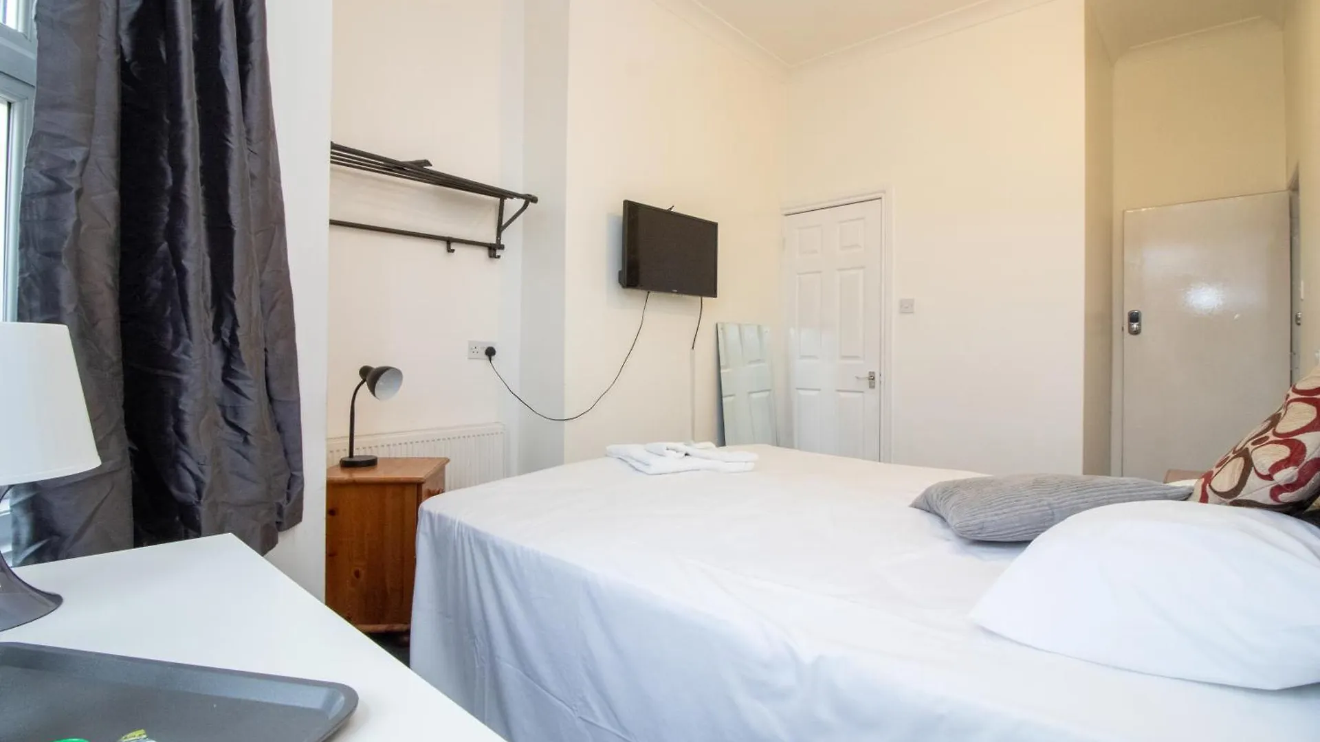 Pebbles Guest House Room 6 Southampton United Kingdom